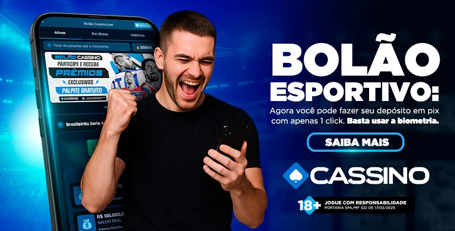Homem vibrando com o celular na mão ao participar do Bolão Esportivo da Cassino.bet.br. Promoção com prêmios, palpites gratuitos e depósitos via PIX com biometria.